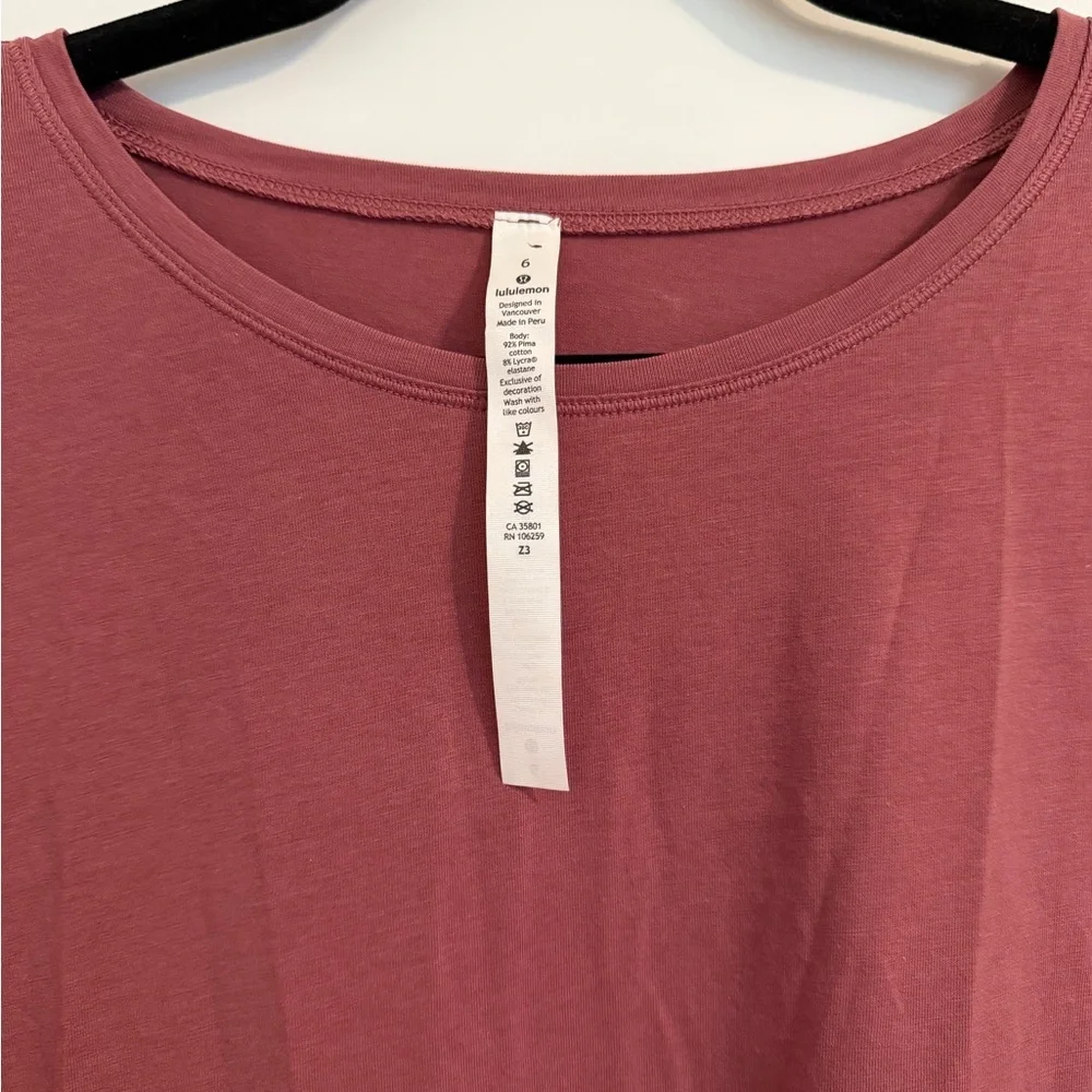 Lululemon To The Point Long Sleeve Size 6